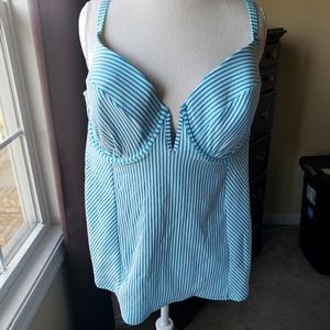 Swimsuit Top By Cacique built in bra 44D striped print